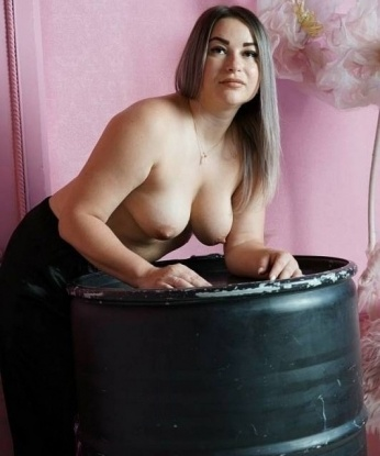 Дана, 33 года